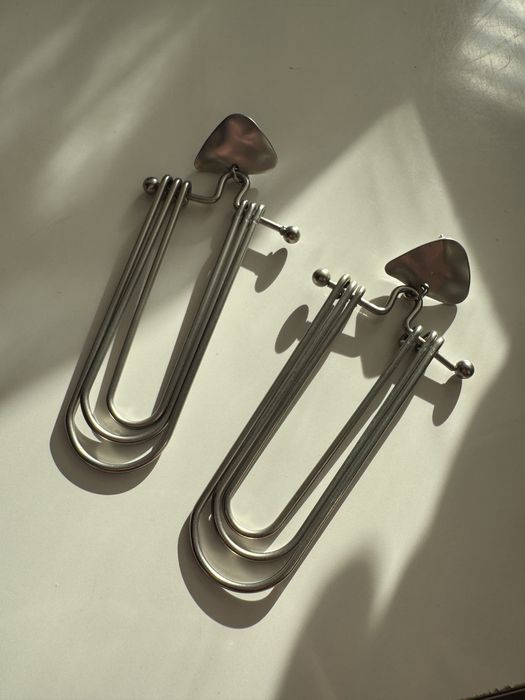 Сережки стильні різні