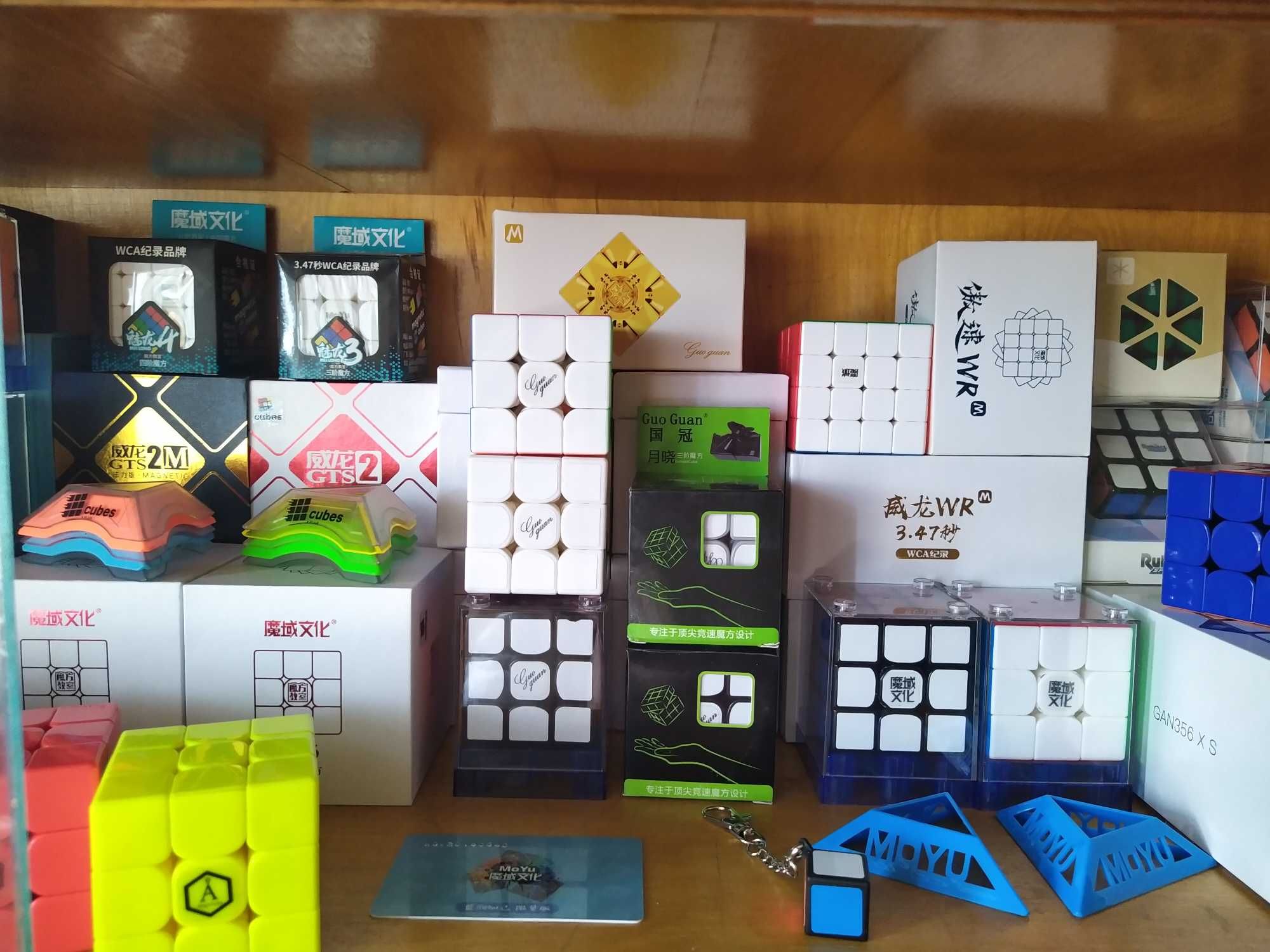 Коллекция головоломок от GAN, QIYI, MOYU