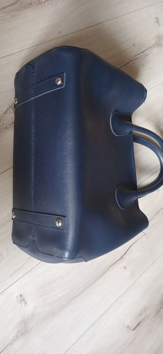 Женская сумка со съёмной ручкой