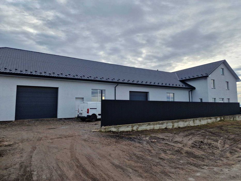 Продаж СТО та двоповерхового приміщення під магазин,офіс,виробництво.