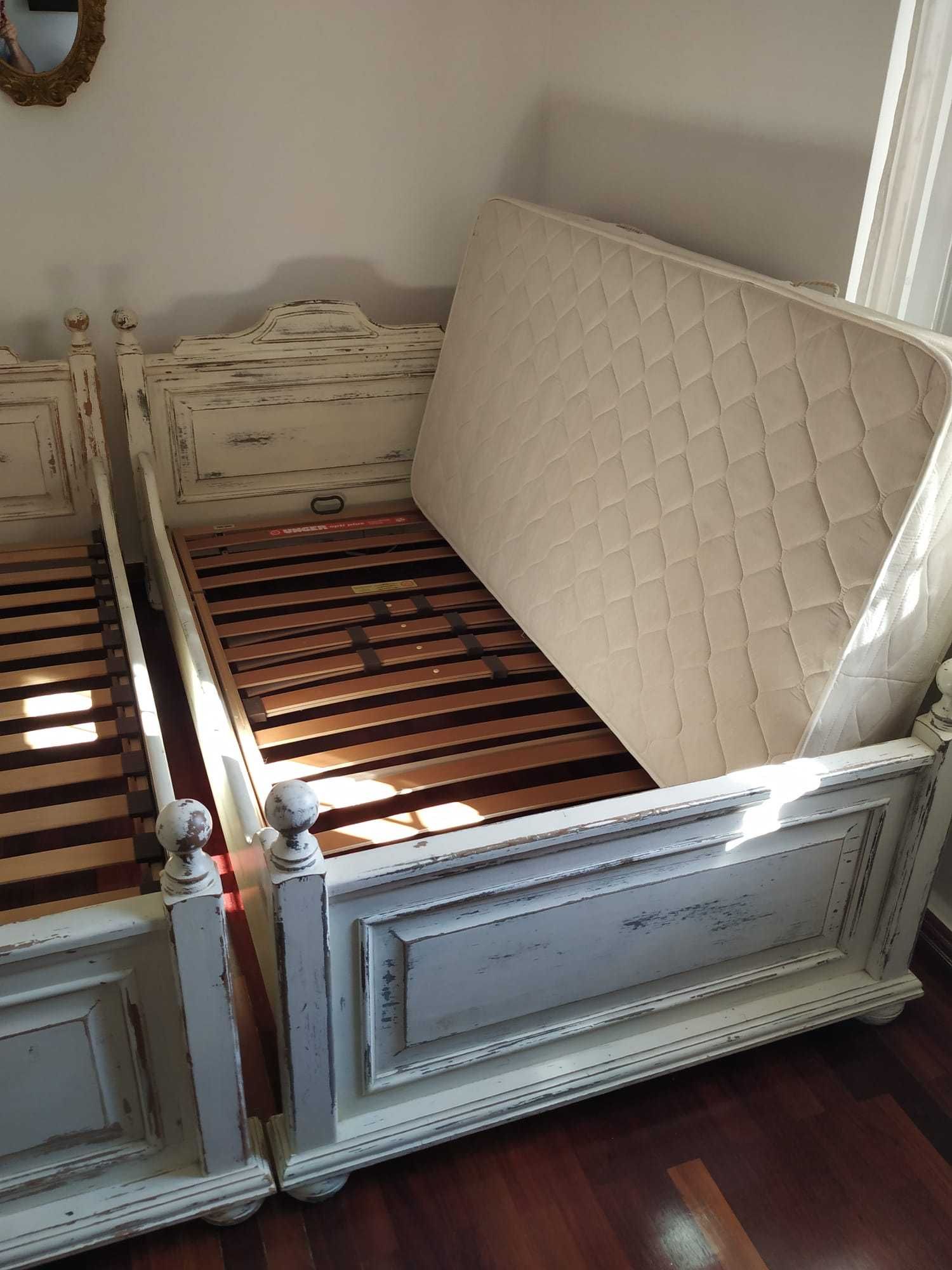 Cama de solteiro (duas)