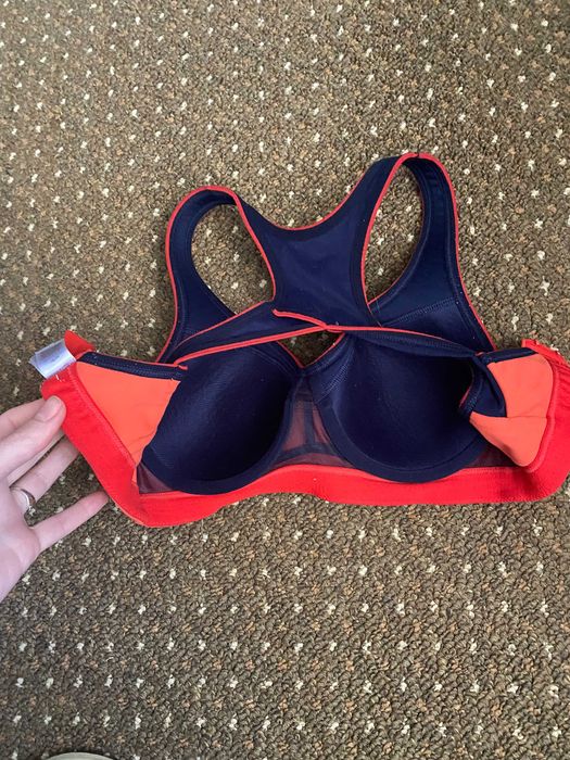 бюстгальтер топ M&S (32/70В)