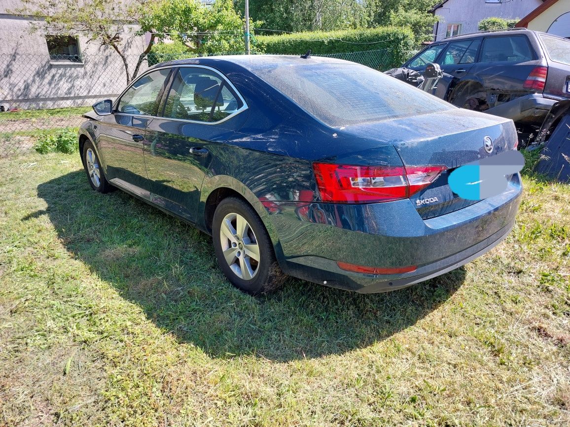 Skoda Superb 3 sedan 1.6 TDI 120KM