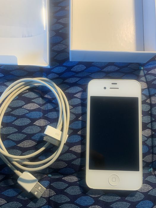 Apple iphone 4 - 8 GB A funcionar
