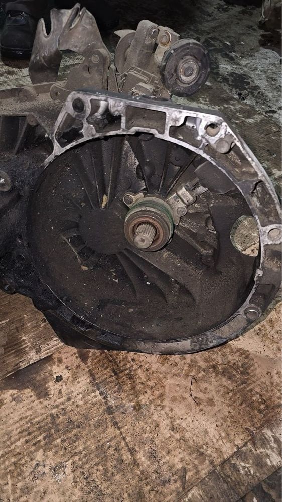 Коробка передач МКПП5 957T-7F096 VAG Sharan Ford Galaxy 1995-2010