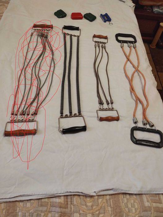 Эспандер пружинный и джутовый 3-4 пружин