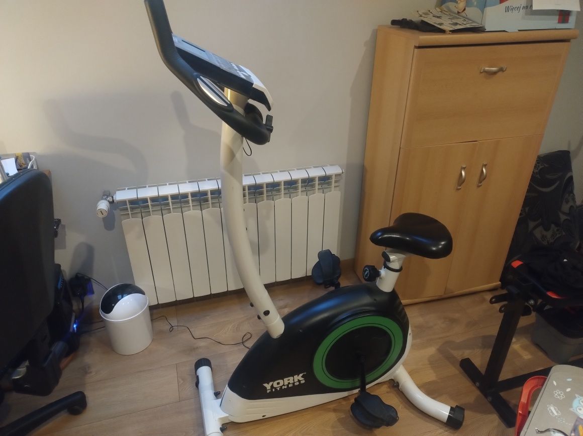 Rower stacjonarny magnetyczny