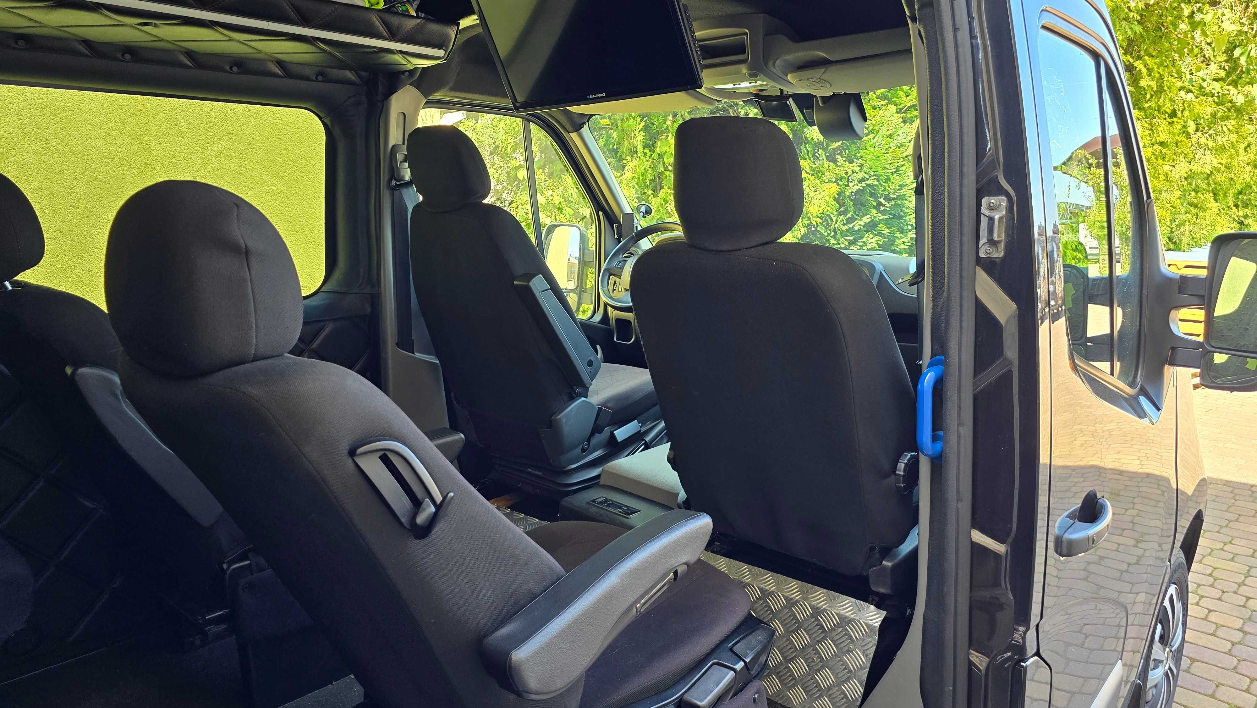 Wynajem busów 9 osobowych - Renault Master 2016r. 2.3 165KM - Rędziny