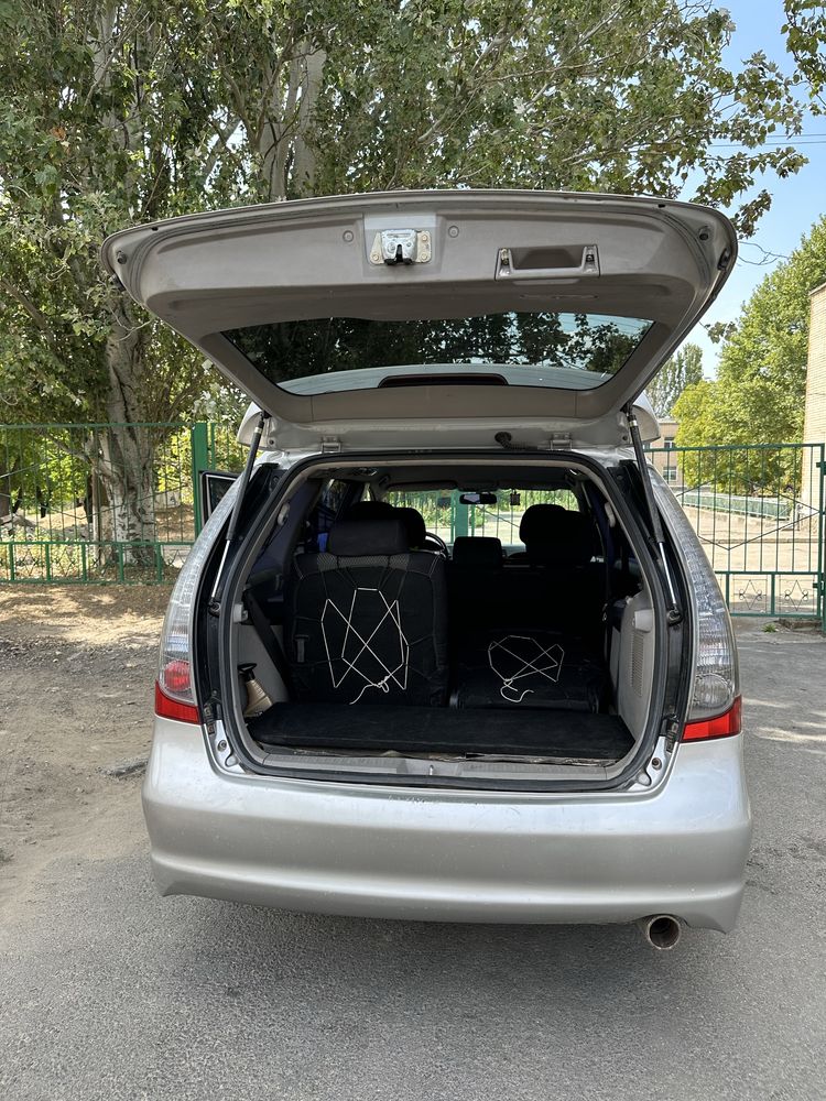 Mitsubishi Grandis 2009 АКПП