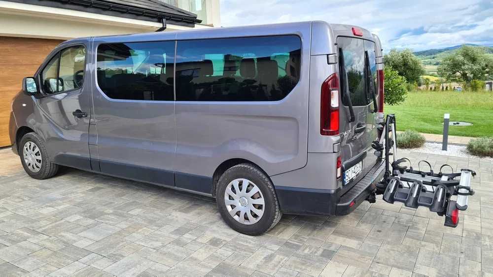 BUS DO WYNAJĘCIA RENAULT TRAFIC LONG 9-cio osobowy / winiety w cenie