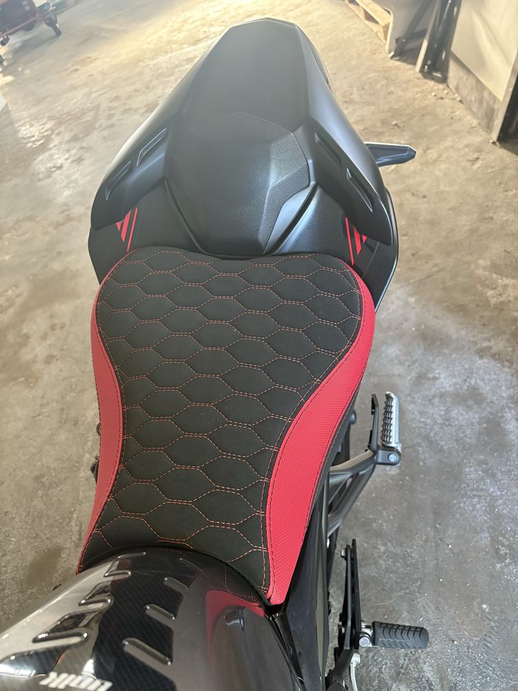 kawasaki Z900 ano 2023
