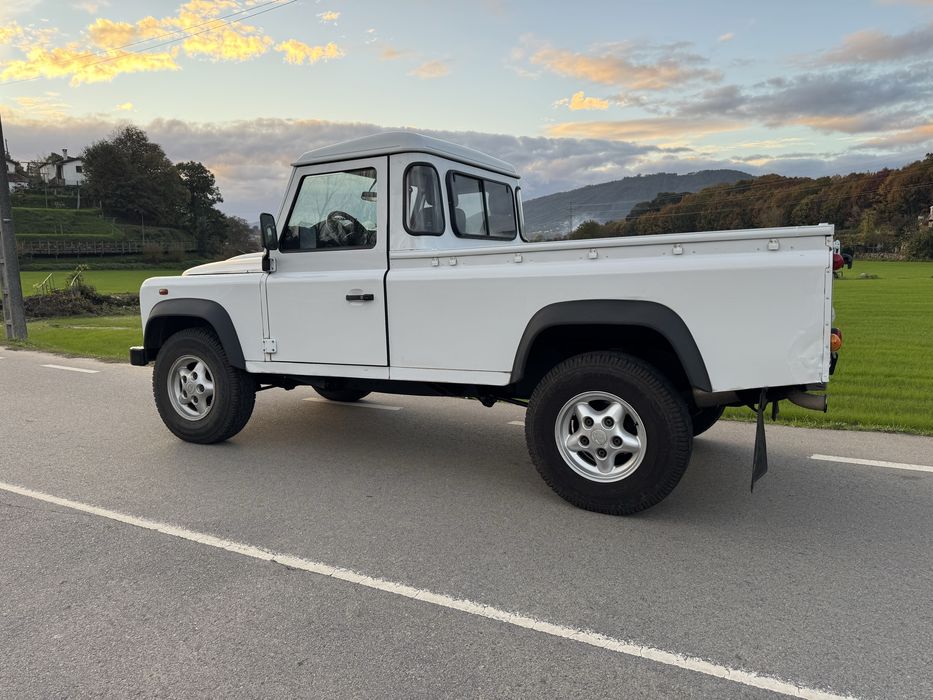 Land Rover Defender 110 puma pick-up nacional