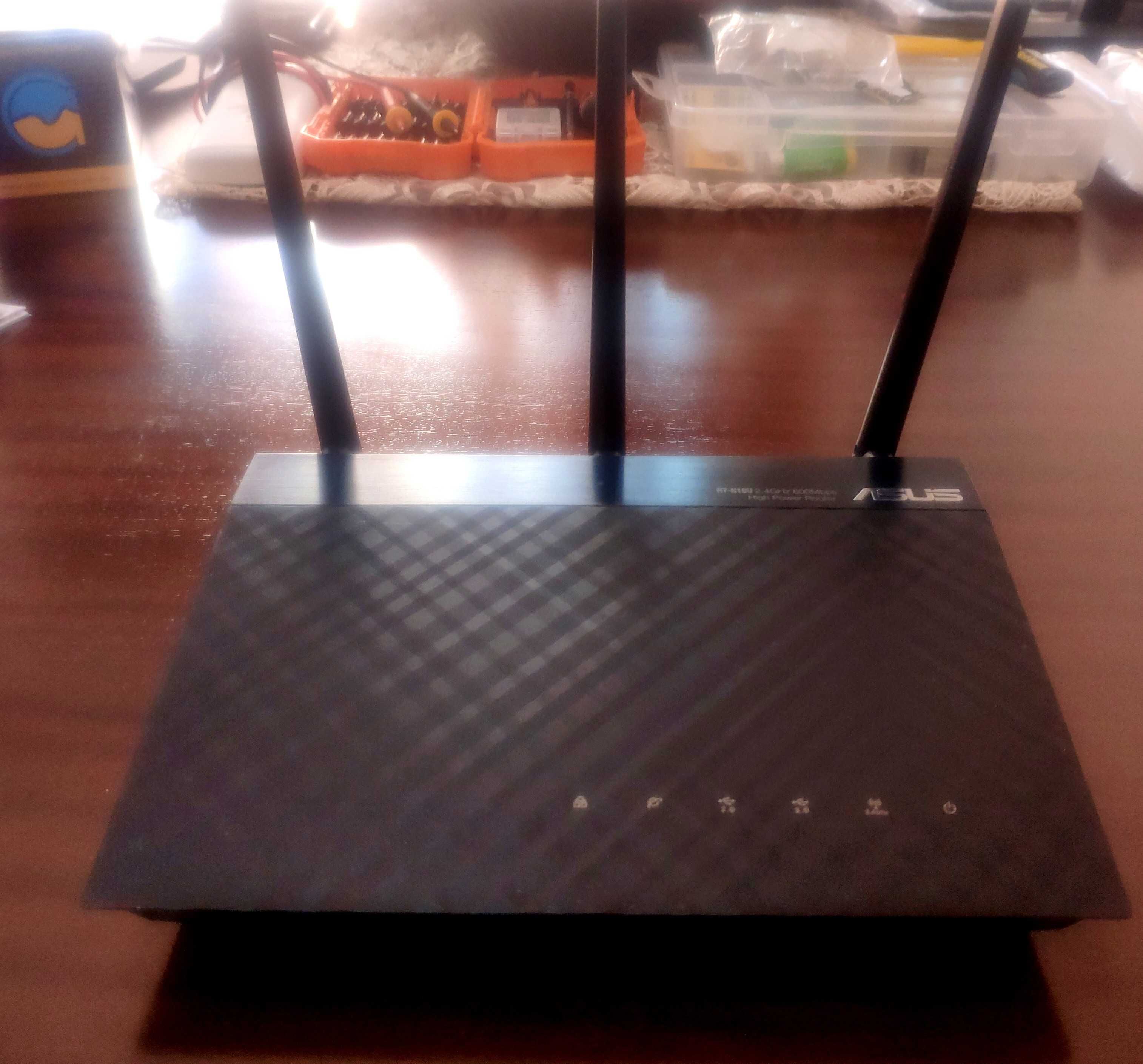 Router Asus RT-N18U