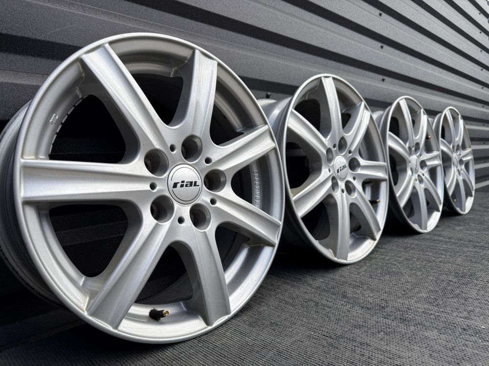 R16 5x114.3 ET38 Rial Toyota Mazda Honda Nissan Kia Hyundai Renault