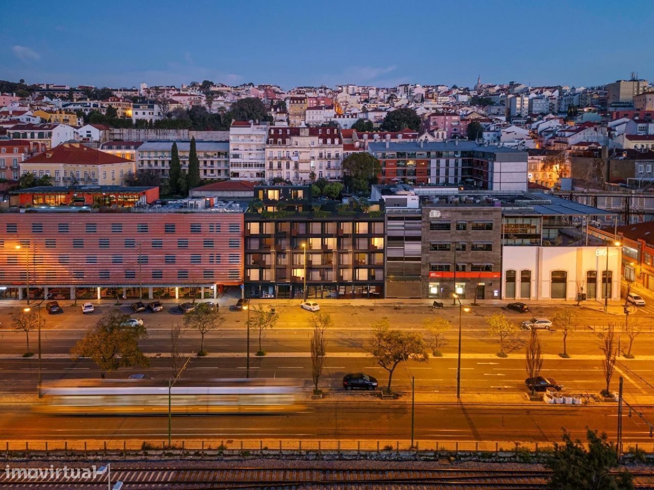 Apartamento T1 com varanda no Empreendimento "VARINO 15" | Lisboa
