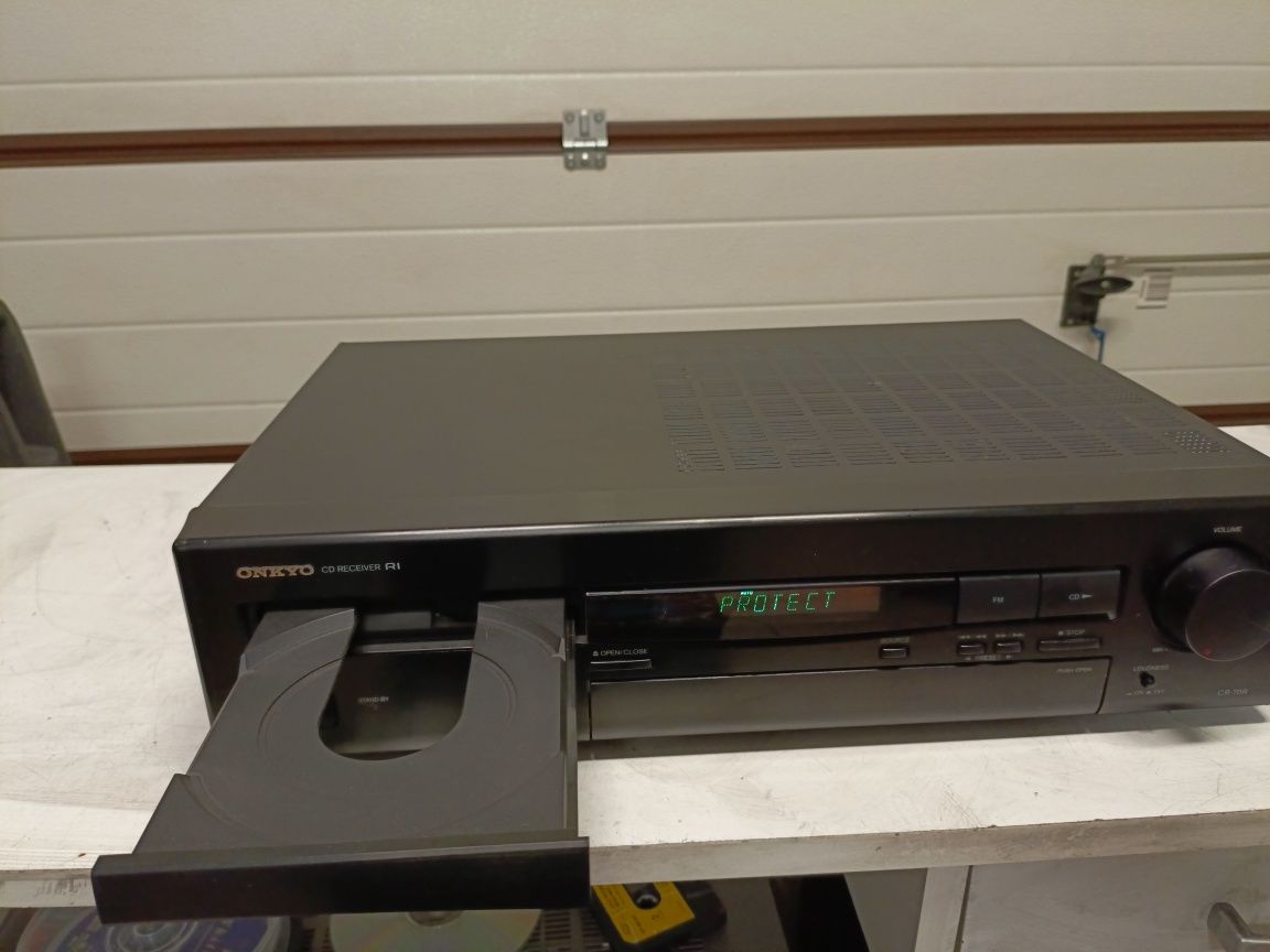 Amplituner, CD ONKYO CR70R