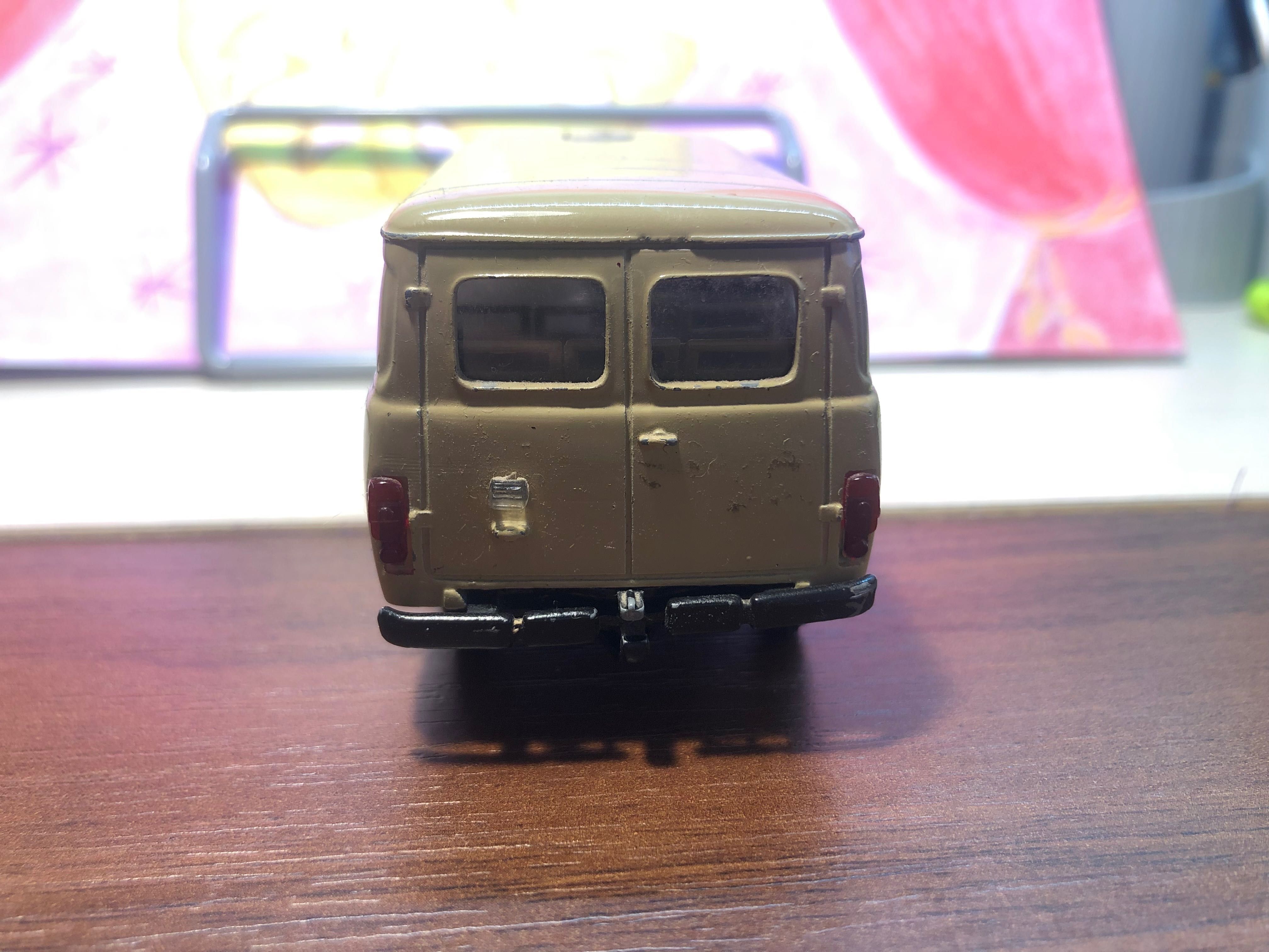 Модели советских машин 1:43 Камаз, УАЗ,
