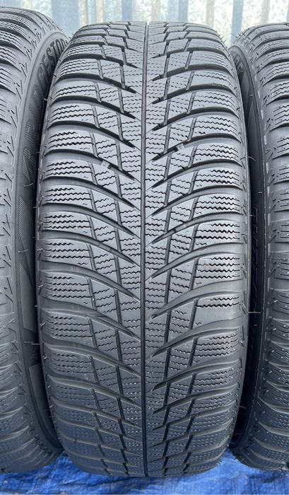 185/60 R15 Bridgestone Blizzak LM 001