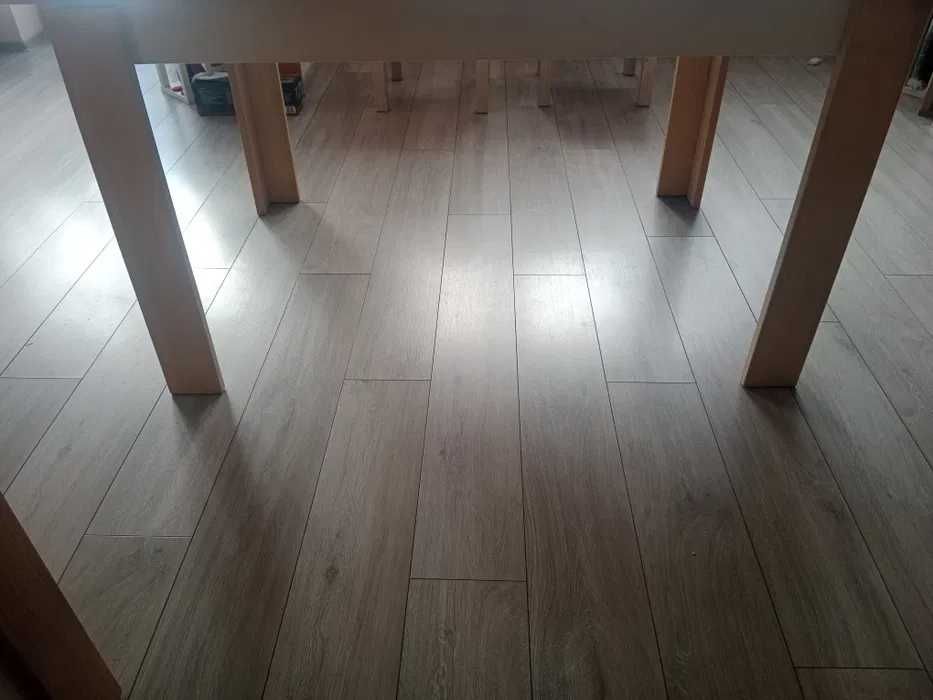 Stół  Lity Jesion 194cm / 100 cm