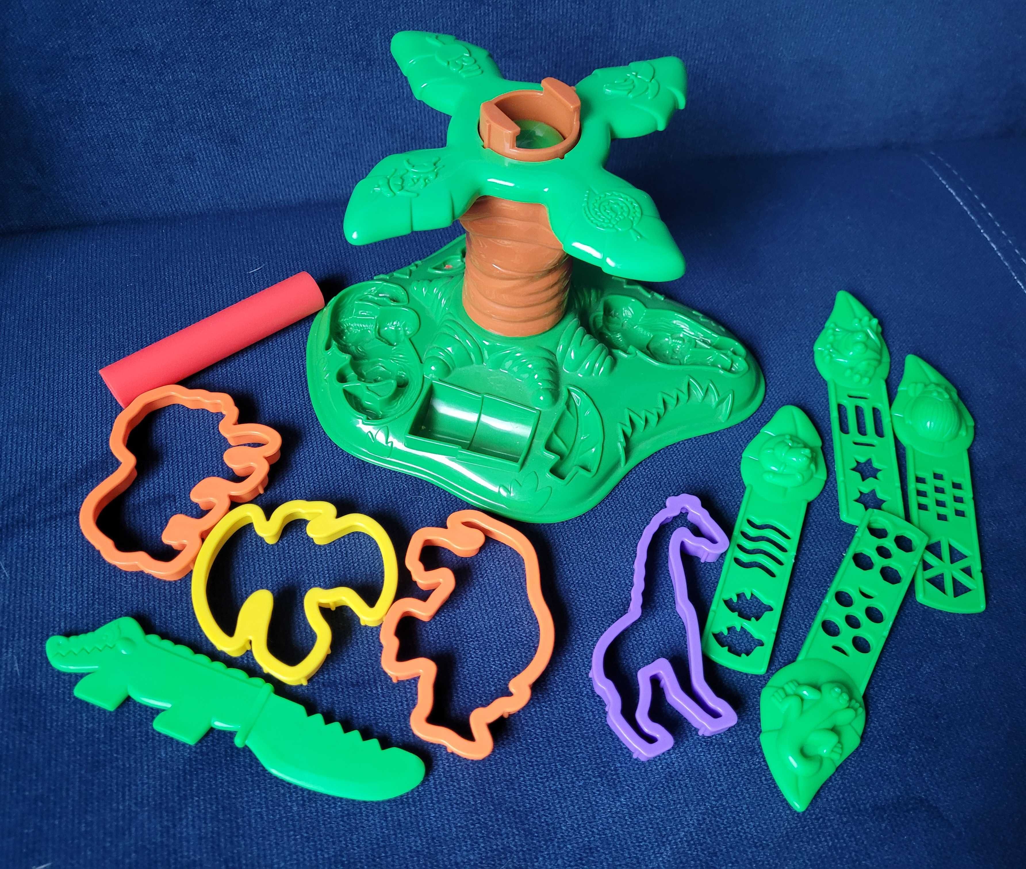 Play Doh - drzewo, zwierzątka.