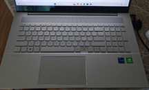 HP ENVY 17-ch 4K IPS i7-1195G7 32GB DDR4 1TB SSD GeForce MX450 2GB