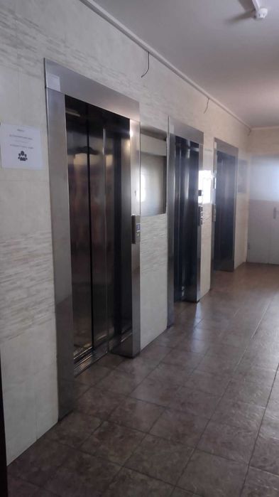 М Осокорки 10 хв,   євроремонт, генератор в будинку. два санвузли