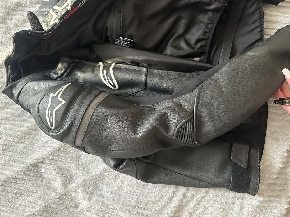 Куртка Alpinestars Jaws V3 Leather Jacket