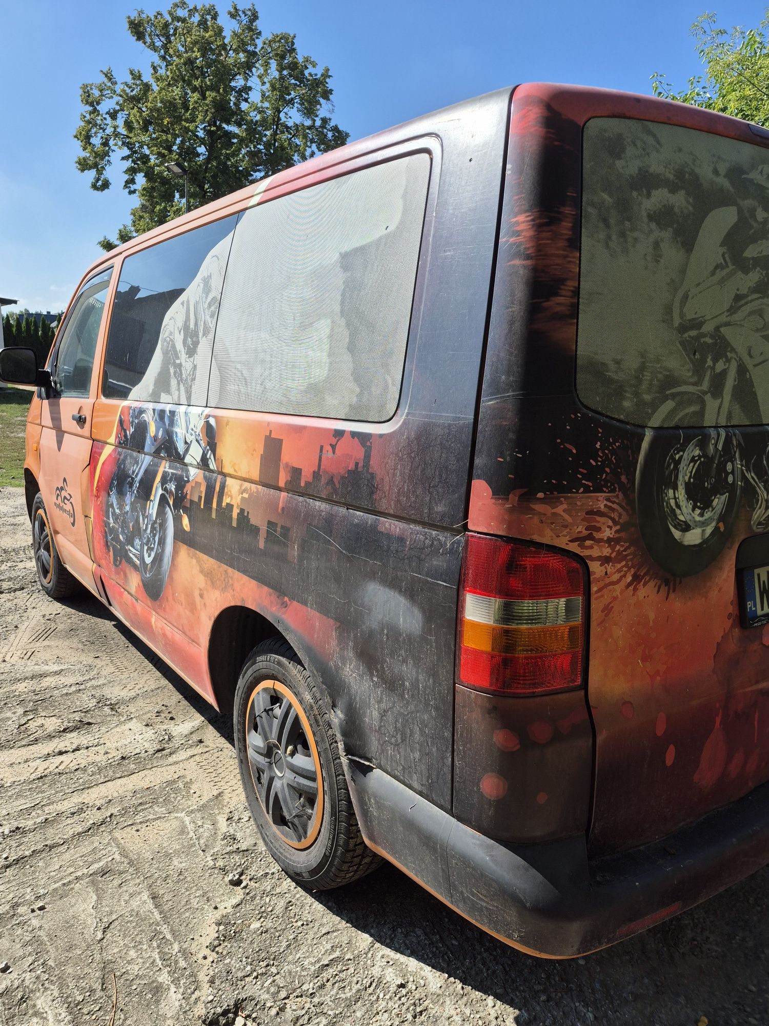 Volksvagen Transporter t5 9 osobowy