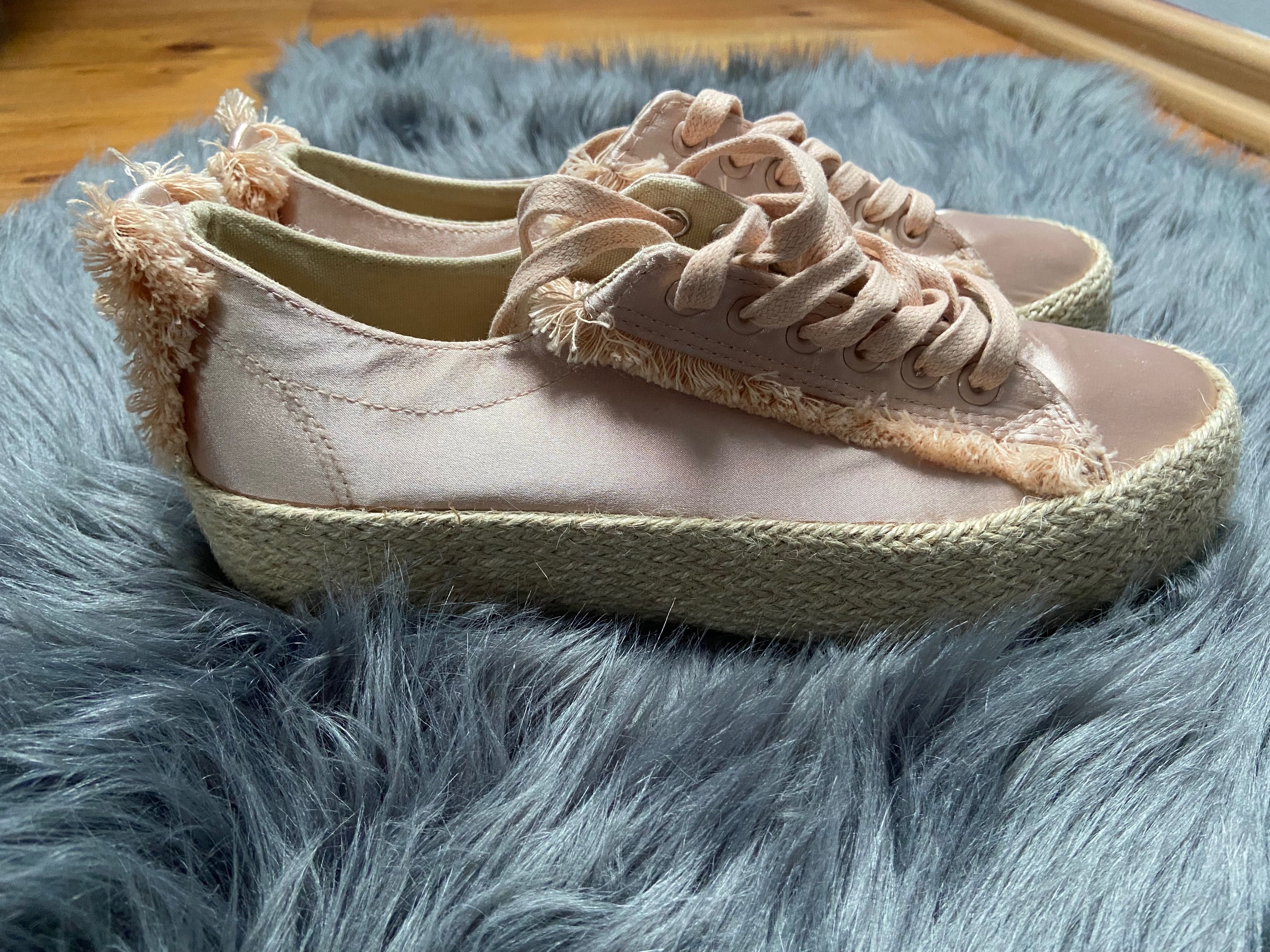 Nowe buty sznurkowe/espadryle Kitters