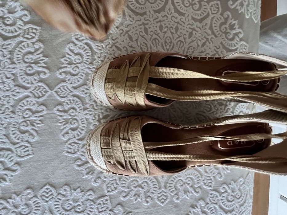 Alpercatas / sandálias cor Beje 41