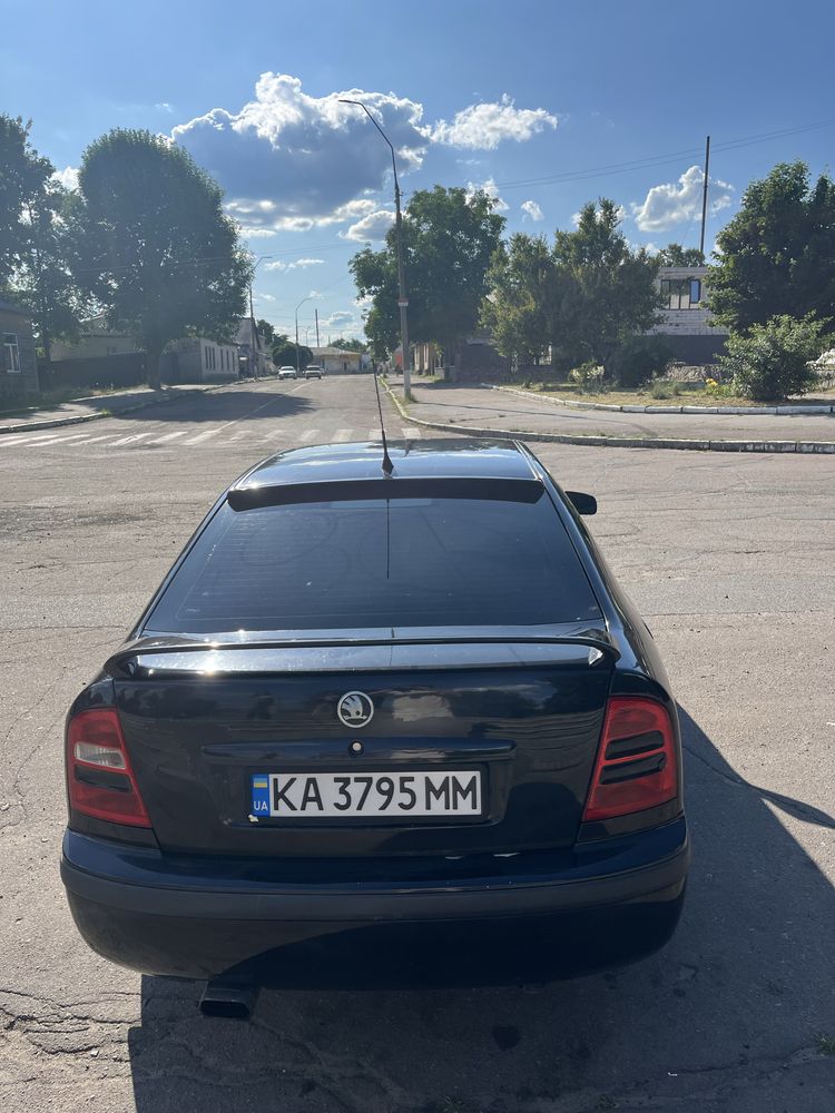 Продам автомобіль Skoda Octavia tour RS 220 к.с