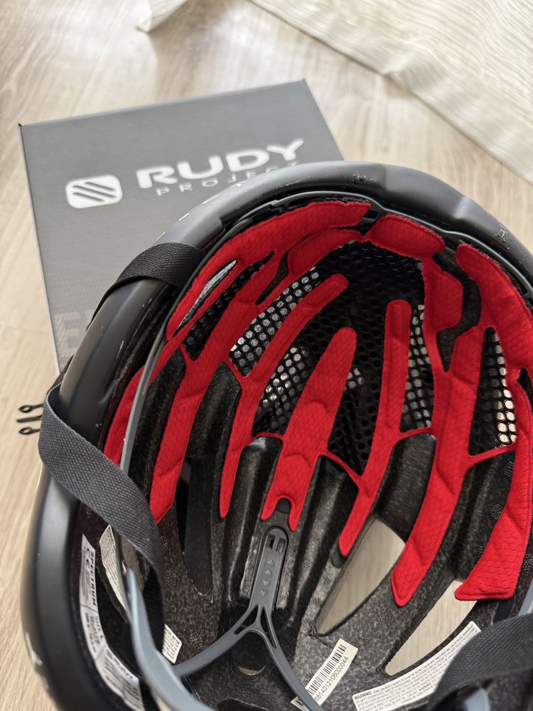 Kask Rudy Project Spectrum w limitowanej edycji Bahrain Victorious