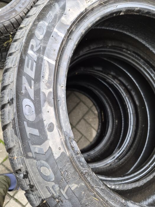 Komplet opon zimowych Pirelli 215/55 R18