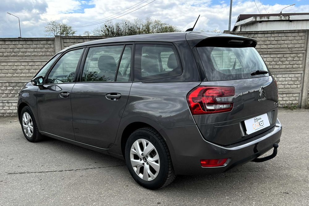 Wypożyczalnia Wynajem samochodu Citroen C4 Space VAN 7-osobowy HAK