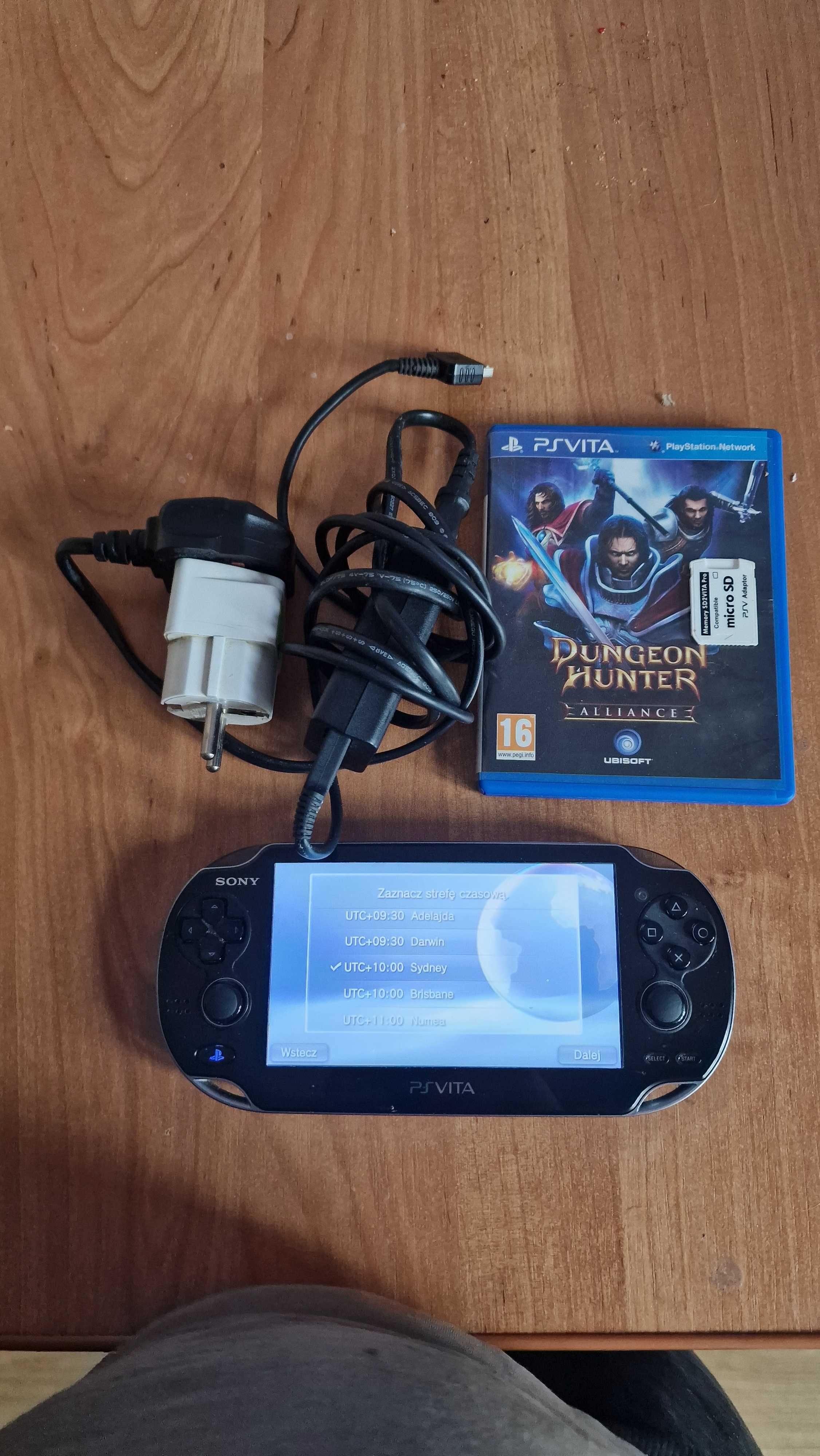 ps vita oled + ładowarka + sd2vita+gra dungeon hunter aliance