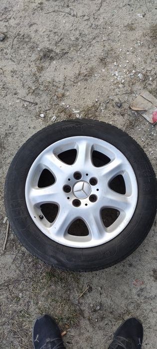 Felgi 16 mercedes z ładnymi oponami 4 szt