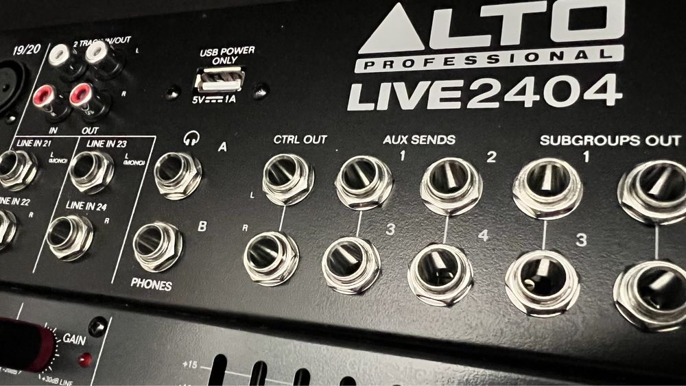 ALTO Live 2404 - Mesa profissional - preço imbatível!