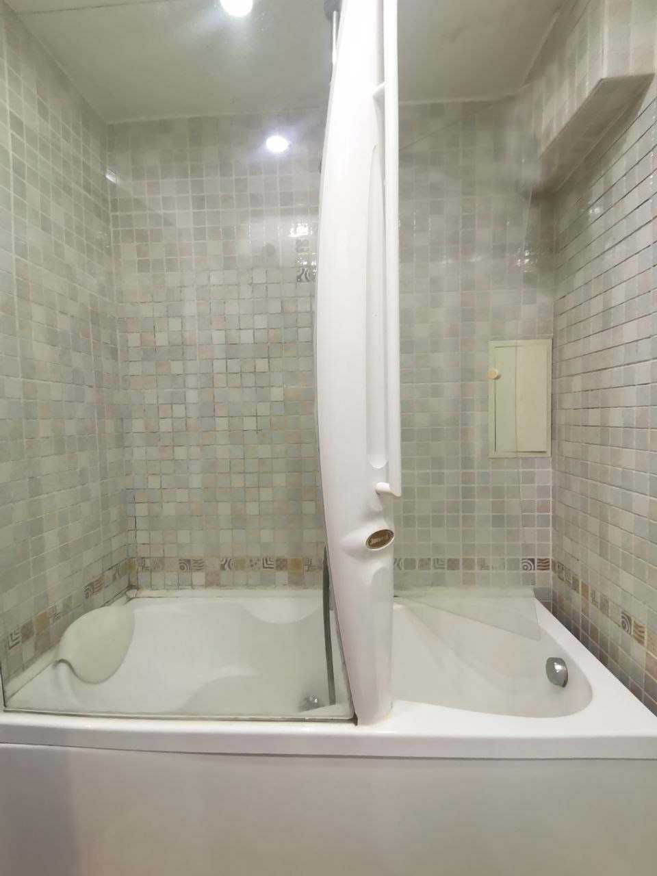 Продаж  3-кімнатної квартири в центрі міста