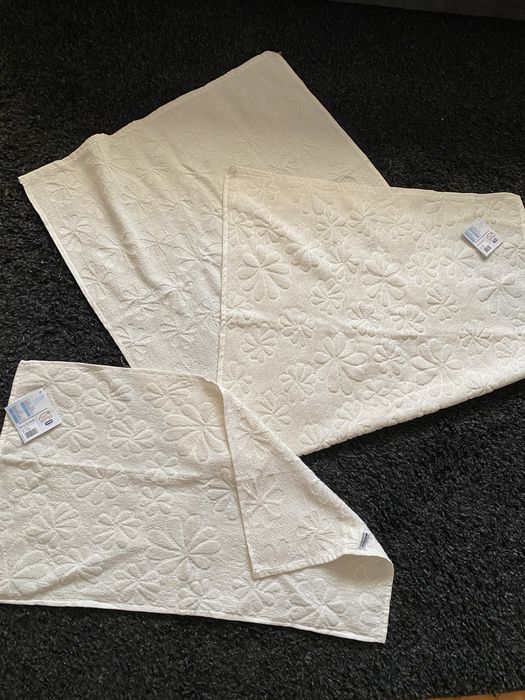 Ręczniki ecru / beż komplet 4 szt nowe