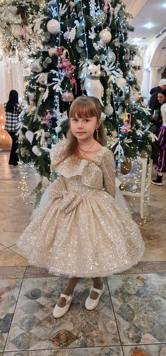 Шикарное платье для девочки