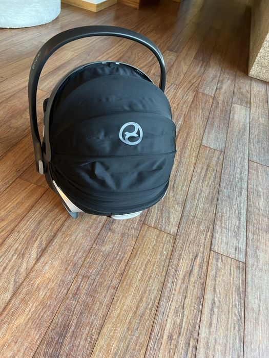 Ovo/Cadeirinha Cybex encaixe para carrinho