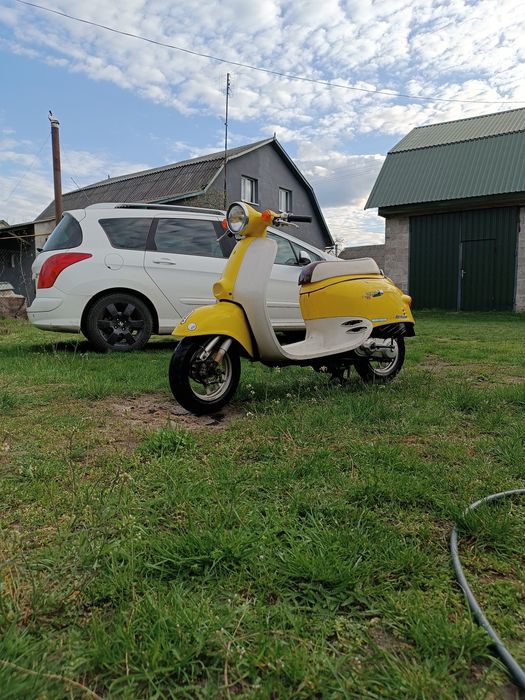 Скутер Honda jiorno