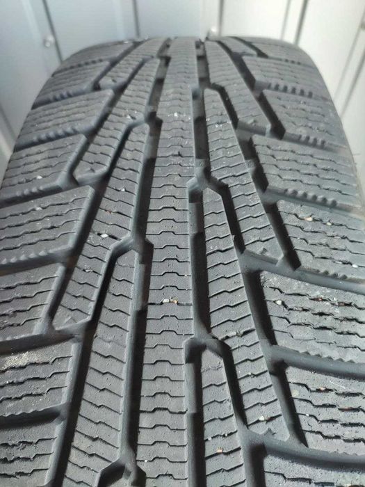 Диски R17 SUBARU 28111SG030 в комплекті з шинами NOKIAN 225/60R17
