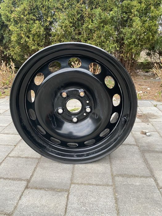 Felgi stalowe 16” 5x112 Audi A3 + kołpaki
