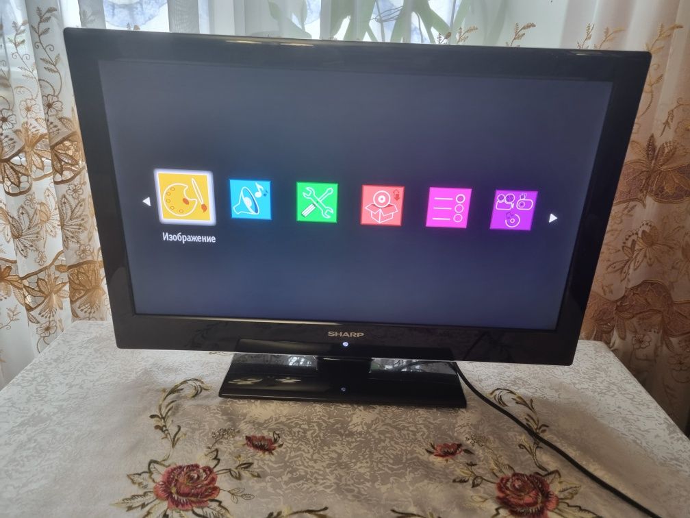 Телевизор Sharp идеал