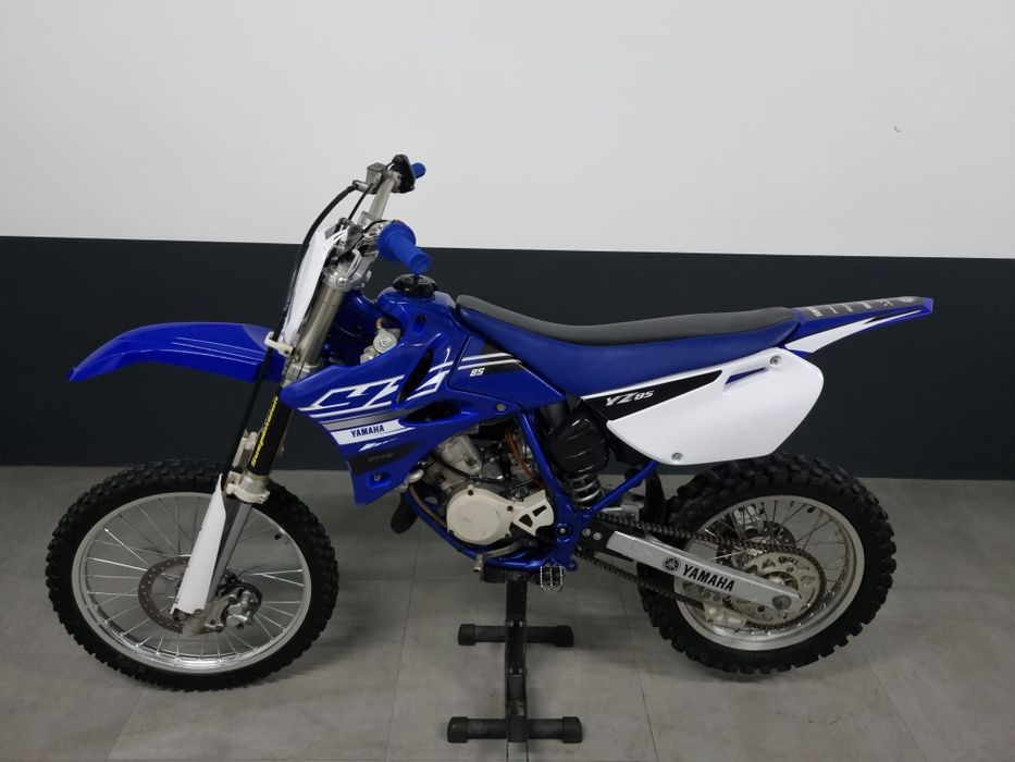 Yamaha yz 85 * Imaculada *