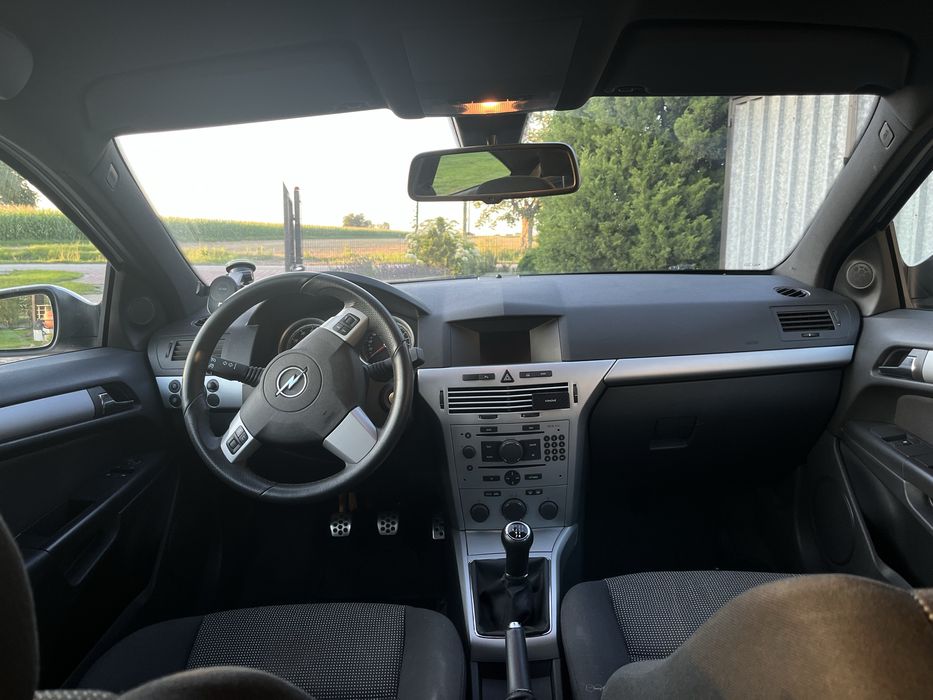 Opel astra h 1.6 benzyna z gazem