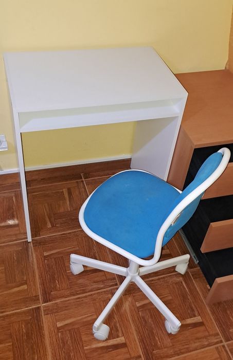 Conjunto Secretaria + Cadeira + Movel de Gavetas