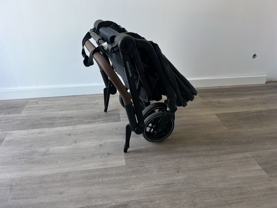 Carrinho de Bebé Maxi-Cosi Leona 2