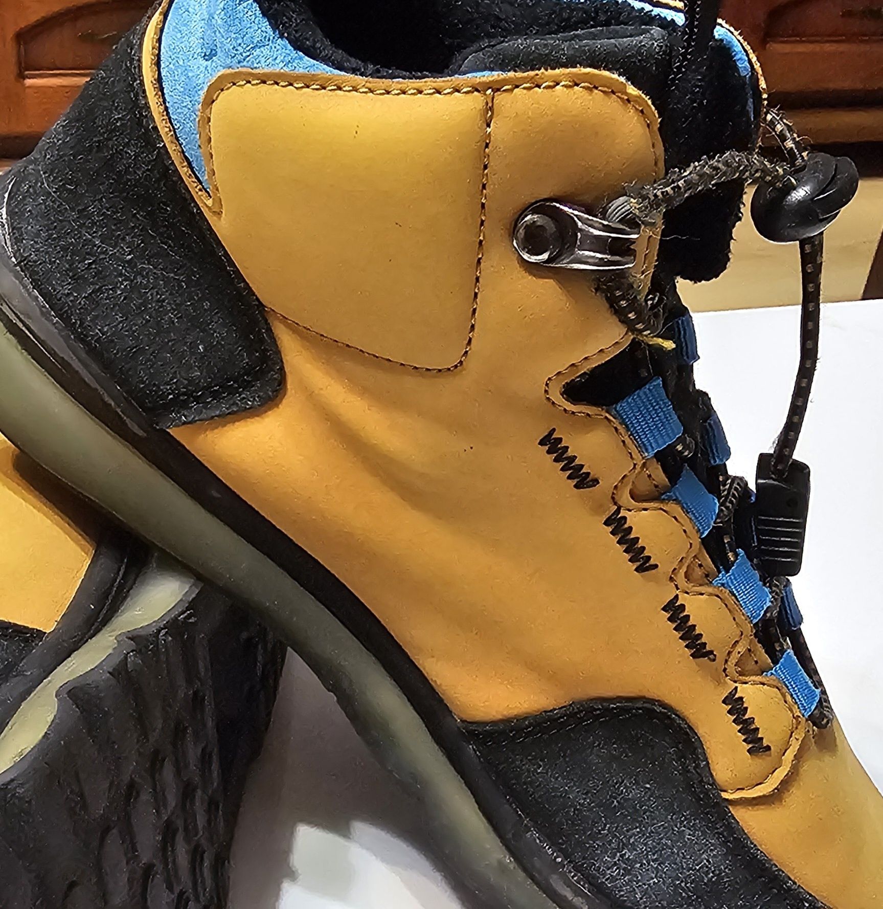 Buty trekkingowe Reserved w rozm 35